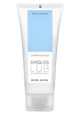 Смазка на водной основе Mixgliss Lub - 70 мл. Mixgliss Lub — это смазка без запаха, которая подойдет для чувствительной кожи. Её прозрачная текстура, состоящая из воды, адаптирована для интимных игр и использования секс-игрушек. Чистый и натуральный, Mixgliss Lub был создан для тех, кто предпочитает натуральную и качественную интимную косметику. • Дерматологически протестирован • Не липнет, легко смывается водой • Не содержит парабенов • Подходит для использования с секс-игрушками • Содержит алое вера, который увлажняет и успокаивает кожу Внимание: • При попадании в глаза промыть водой. • В случае аллергической реакции прекратите использование. • Хранить вдали от света и тепла. Страна: Франция. Объем: 70 мл.