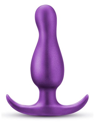 Фиолетовая анальная пробка The Quantum Plug - 8,9 см. Длина: 8.9 см. Диаметр: 2.7 см. Фиолетовая анальная пробка The Quantum Plug. Имеет классическую форму якоря. Узкий кончик для введения, широкое ограничительное основание. Страна: Китай. Материал: силикон.