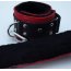 Красно-чёрные кожаные наручники с меховым подкладом - Красно-чёрные кожаные наручники с меховым подкладом