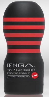 Мастурбатор TENGA Original Vacuum Cup Hard Длина: 15.5 см. Диаметр: 6.9 см. Премьера 2021 года - обновленная линейка хитовых мужских стимуляторов TENGA CUP. Основные отличия от первой серии CUP: - Измененный внутренний рельеф, теперь радикально отличающийся в зависимости от цвета корпуса. - Обновленный внешний дизайн и измененная эргономика корпусов. - Три уровня интенсивности стимуляции в зависимости от цвета корпуса. Vacuum Cup - это в первую очередь анатомический продуманный дизайн: внутри вас встретит мягкая рельефная поверхность с множеством больших и маленьких выступов, ребер и зоной для круговой стимуляции головки. Vacuum Cup способна подарить полное ощущение легендарного глубокого минета. Она доведет вас до такого бурного оргазма, который вы еще никогда не испытывали во время мастурбации без использования игрушек. Феноменальное реалистичное ощущение посасывания создадут специальные клапаны, которые нагнетают сильный вакуум внутри корпуса мастурбатора. А с помощью отверстия для воздуха на крышке стимулятора вы можете усиливать и ослаблять свое ощущение погружения в самую глубину горла. Реалистичный «причмокивающий» звук создает достоверную иллюзию оральных ласк и вызывает дополнительное возбуждение. Черный корпус - для мужчин любящих яркую стимуляцию и острые ощущения. Разработано в Японии для одноразового использования. Страна: Япония. Материал: термопластичный эластомер (TPE).