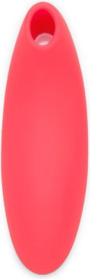 Розовый вакуум-волновой стимулятор клитора We-Vibe Melt Длина: 15.2 см. We-Vibe Melt – вакуумно-волновой стимулятор для клитора с запатентованной технологией воздействия. Игрушка имеет эргономичную форму в виде джойстика. Массажер имеет возможность создания уникальных плейлистов стимуляции и управление на любом расстоянии, из любой точки мира. Уникальная технология стимулятора делает воздействие на клитор интенсивным, но при этом очень мягким. При этом не снижает чувствительности при каждой последующей стимуляции и позволяет достигать настолько же сильного и яркого оргазма, как и в первый раз. Управление 10 режимами можно осуществлять с помощью входящего в комплект пульта или через приложение We-Connect. We-Vibe Melt – идеальное сочетание инновационных технологий и удобного дизайна. Водонепроницаемый вибромассажер заряжается через магнитный USB кабель и может быть подключен практически в любом месте. Просто подсоедините идущий в комплекте шнур к совместимому порту компьютера или USB-адаптера (приобретается отдельно), а противоположный конец к разъему у основания. Время зарядки - 2 часа. Время работы - 1,5 часа. Очищать игрушку желательно до и после использования. Можно помыть в теплой воде с мылом или воспользоваться специализированным чистящим средством. Перед хранением стимулятор необходимо хорошо просушить. Желательно хранить отдельно от других силиконовых изделий. Страна: Китай. Материал: силикон. Батарейки: встроенный аккумулятор.
