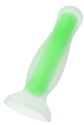Зеленая, светящаяся в темноте анальная втулка Mortimer Glow - 12,5 см. Длина: 12.5 см. Диаметр: 3.5 см. Светящийся в темноте Mortimer Glow — твой шанс выйти за пределы реальности и забыть об условностях этого мира. Теперь у тебя есть свой супергерой. Познакомься с его сверхспособностью превращаться во тьме из обычной игрушки в сияющий жезл удовольствия. Позволь ему разнообразить ночные игры в паре с помощью внутреннего силиконового слоя повышенной плотности с фосфоресцирующей пудрой. Ощути комфортное введение, которое гарантирует его наружный слой из нежного жидкого силикона. Позволь Mortimer Glow стать твоим героем. Рабочая длина - 10,5 см. Минимальный диаметр - 2,7 см. Страна: Китай. Материал: силикон.