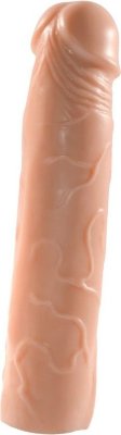Насадка-удлинитель Extension sleeve телесного цвета - 18,5 см. Длина: 18.5 см. Диаметр: 4.8 см. Насадка-удлинитель Extension sleeve предназначена для увеличения длины полового органа за счёт внутренней вставки. Наличие в комплекте трёх вставок различного размера предоставляет возможность увеличить пенис на необходимую длину в зависимости от вашего предпочтения. Насадка выполнена из очень реалистичного, мягкого материала телесного цвета, что даёт возможность оставить незаметным корректировку пениса для Вашей партнёрши. В комплекте пробники смазки и гель-пудры. Максимальный прирост длины - 5,1 см. Страна: Россия. Материал: силикон.