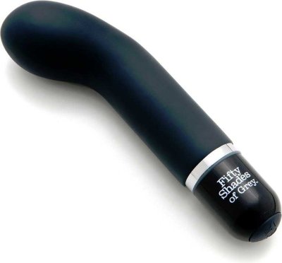 Черный силиконовый мини-вибратор Mini G-Spot Vibrator - 13,3 см. Длина: 13.3 см. Диаметр: 2.2 см. Благодаря этому чёрному вибратору с бархатистой силиконовой поверхностью точка G перестанет быть недоступной. Проникните массажёром в лоно, и он быстро отыщет центр удовольствия своим изогнутым тельцем. А дальше… лёгкие толчки и мощная вибрация доведут вас до сексуальной разрядки! В комплект входит атласный мешочек для хранения. Страна: Великобритания. Материал: силикон. Батарейки: 1 шт., тип AA.