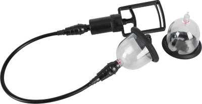 Вакуумная помпа для сосков с вибрацией Bad Kitty Vibrating Nipple Cups Вакуумная помпа для сосков с вибрацией Bad Kitty Vibrating Nipple Cups/ Удобный рычаг для откачки воздуха. Высота каждой чаши - 5 см., диаметр - 5,7 см. Батарейки в комплекте. Страна: Китай. Материал: анодированный пластик, силикон.