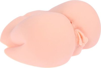 Мастурбатор-полуторс Juliana с вибрацией, ротацией и голосом Сделана из материала, абсолютно идентичного натуральному телу живого человека. Внутренность мастурбатора с анатомическими изгибами и рельефом повторяющим все особенности внутреннего строения женского влагалища включая точку G и ануса. Плотность материала и эффект вакуума создает ощущение проникновения в девственницу. Оснащена двумя виброэлементами с рядом шариков, которые располагаются по обе стороны вдоль влагалища и при включенной функции, вращения и одновременная вибрация, создает эффект сжатия и переминания как при очень бурном женском оргазме. Два уровня вращений в одну и в другую сторону с возможностью регулировки интенсивности. Пульт управления выносной. Размер - 23 х 19 х 11 см. Два любовных тоннеля (вагина и анус), сливающихся в один. Вес - 2,5 кг. ВНИМАНИЕ! Ни в коем случае не храните секс-игрушки из этого материала рядом с другими секс-игрушками без упаковки, так как это может вызвать химический конфликт и нежелательную химическую реакцию между материалами, например, секс-игрушка может просто \\\ растаять\\\ . Все секс-игрушки из этого материала нуждаются в определенном уходе. Очищать желательно сразу после использования, мягким моющим средством, просушить на хлопковом полотенце. Желательно обработать тальком (сухую и чистую секс-игрушку положить в пакет, насыпать немного талька и встряхнуть несколько раз). Внутреннюю поверхность обработать с помощью спринцовки с тальком. Хранить в темном месте, при температуре не выше 25 градусов. Рекомендуется использовать лубрикант только на водной основе. Лубриканты на жировой основе повредят материал. Страна: Корея. Материал: термопластичная резина (TPR). Батарейки: 4 шт., тип AA.