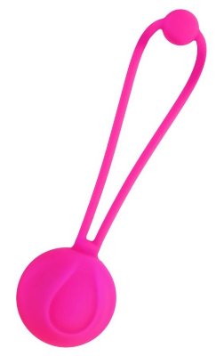 Розовый вагинальный шарик BLUSH Длина: 10.5 см. Диаметр: 3.1 см. Вагинальный шарик Blush выполнен из нетоксичного и гипоаллергенного 100% силикона высокого качества. На конце есть веревочка, позволяющая легко вводить и извлекать игрушку. Водонепроницаем и прост в уходе. Идеальный способ попрактиковать упражнения Кегеля. Вагинальный шарик от бренда L’Eroina укрепляет ЛК-мышцы, улучшает тонус и упругость мышц влагалища, а также помогает увеличить продолжительность и интенсивность оргазмов. Просто нанесите ваш любимый лубрикант и вставьте шарик. Он абсолютно бесшумный, а петлю для извлечения легко спрятать в нижнем белье. Вес - 65 гр. Страна: Китай. Материал: силикон.