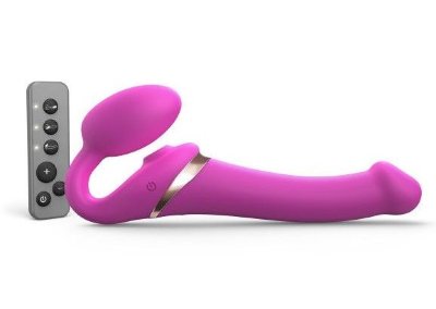 Ярко-розовый безремневой страпон Multi Orgasm Size M с клиторальной стимуляцией Подчеркивая наследие Strap-on-me своим культовым дизайном, Multi Orgasm сочетает в себе элегантность и современность. Вибрирующий страпон изготовлен из нежного силикона, без швов, с текстурой софт-тач для комфортного проникновения. Он оснащен 3 моторами, которыми можно независимо управлять на расстоянии с помощью пульта дистанционного управления, что обеспечивает небывалую мощность и яркость эмоций! Мотор внутри активного конца страпона стимулирует пассивного партнера. Мотор в зоне фиксирующей части активного партнера - для яркой стимуляции зоны G. Третий мотор в зоне, прилегающей к зонам вульвы и входа во влагалище активного партнера. А помимо этого оркестра ощущений, модель Multi Orgasm дополнена посасывающей стимуляцией с подвижным язычком в области клитора, что в сочетании с вибрацией подарит вам крышесносные оргазмы! Дистанционное управление на расстоянии до 10 метров. 100% водонепроницаемый. 3 режима и 3 скорости вибрации. 3 режима и 3 скорости вакуумной стимуляции. Рабочая длина - 15,2 см, диаметр - 3,8 см. Диаметр вагинальной пробки - 3,9 см. Страна: Китай. Материал: силикон. Батарейки: встроенный аккумулятор.