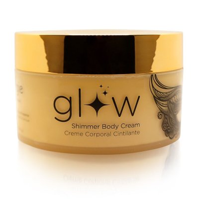 Мерцающий крем для тела Orgie Glow Shimmerg Body Cream - 250 мл. Мерцающий крем для тела Orgie Glow Shimmerg Body Cream с нежным, чувственным ароматом и глубоким увлажнением. Насыщен кокосовым маслом, экстрактом и маслом моркови, а также другими богатыми ингредиентами, которые питают и помогают предотвратить сухость, а красота вашей кожи усиливается великолепным сияющим эффектом. нанесите обильное количество на тело легкими массирующими движениями. AQUA, GLYCERIN, ETHYLHEXYL STEARATE, GLYCERYL STEARATE, ISOHEXADECANE, C12-15 ALKYL BENZOATE, CETEARYL ALCOHOL, COCOS NUCIFERA OIL, GLYCERYL STEARATE CITRATE, DIMETHICONE, PHENOXYETHANOL, PARFUM, SYNTHETIC FLUORPHLOGOPITE, ACRYLATES/C10-30 ALKYL ACRYLATE CROSSPOLYMER, HELIANTHUS ANNUUS SEED OIL, BUTYLENE GLYCOL, AMINOMETHYL PROPANOL, ETHYLHEXYLGLYCERIN, DISODIUM EDTA, GINKGO BILOBA LEAF EXTRACT, PENTAERYTHRITYL TETRA-DI-T-BUTYL HYDROXYHYDROCINNAMATE, CI 77891, BENZYL SALICYLATE, CI 77491, LINALOOL, COUMARIN, LIMONENE, BETA-CAROTENE, DAUCUS CAROTA SATIVA ROOT EXTRACT, DAUCUS CAROTA SATIVA SEED OIL, ALPHA-ISOMETHYL IONONE, TIN OXIDE, BENZYL BENZOATE, SODIUM METABISULFITE, ASCORBYL PALMITATE, TOCOPHEROL. Страна: Португалия. Объем: 250 мл.