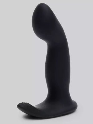 Массажер простаты Fifty Shades of Grey P-Spot Sensation Длина: 10.5 см. Fifty Shades of Grey Sensation P-Spot - не крупный и мощный вибратор, разработанный специально для невероятного анального удовольствия. Ключевые особенности: -удобный для начинающих вибратор P-spot, идеально подходящий для прелюдии и сольной игры -15 режимов вибрации и 5 уровней интенсивности обеспечивают индивидуальное удовольствие -USB зарядка -100% водонепроницаемый. Поставляется с тканевой сумкой для хранения REPREVE, изготовленной из 100% переработанного пластика, найденного в океане. Рабочая длина - 8,9 см. Страна: Китай. Материал: силикон. Батарейки: встроенный аккумулятор.