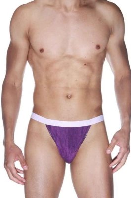 Стильные мужские трусики-тонги Стильные мужские трусики-тонги Трусы-тонги на широком светлом поясе. Страна: Турция. Материал: 60% полиамид, 40% полиуретан.